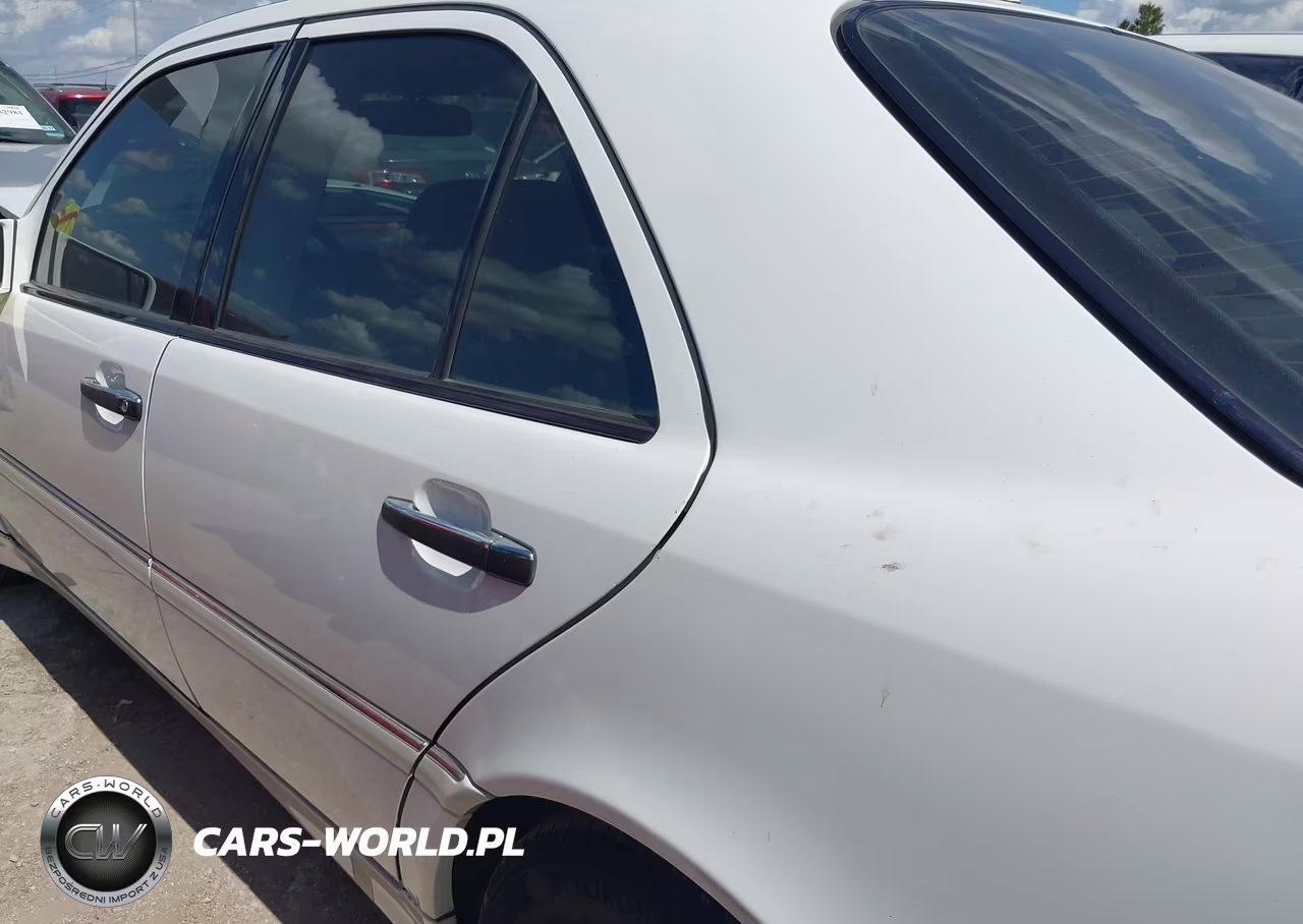 2000 Mercedes-Benz C 230 Kompressor VIN:WDBHA24G3YA822153 - 14
