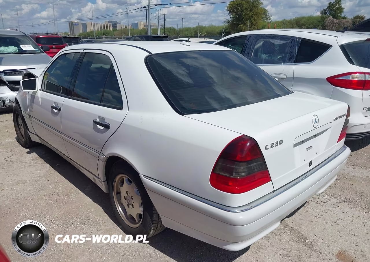 2000 Mercedes-Benz C 230 Kompressor VIN:WDBHA24G3YA822153 - 3