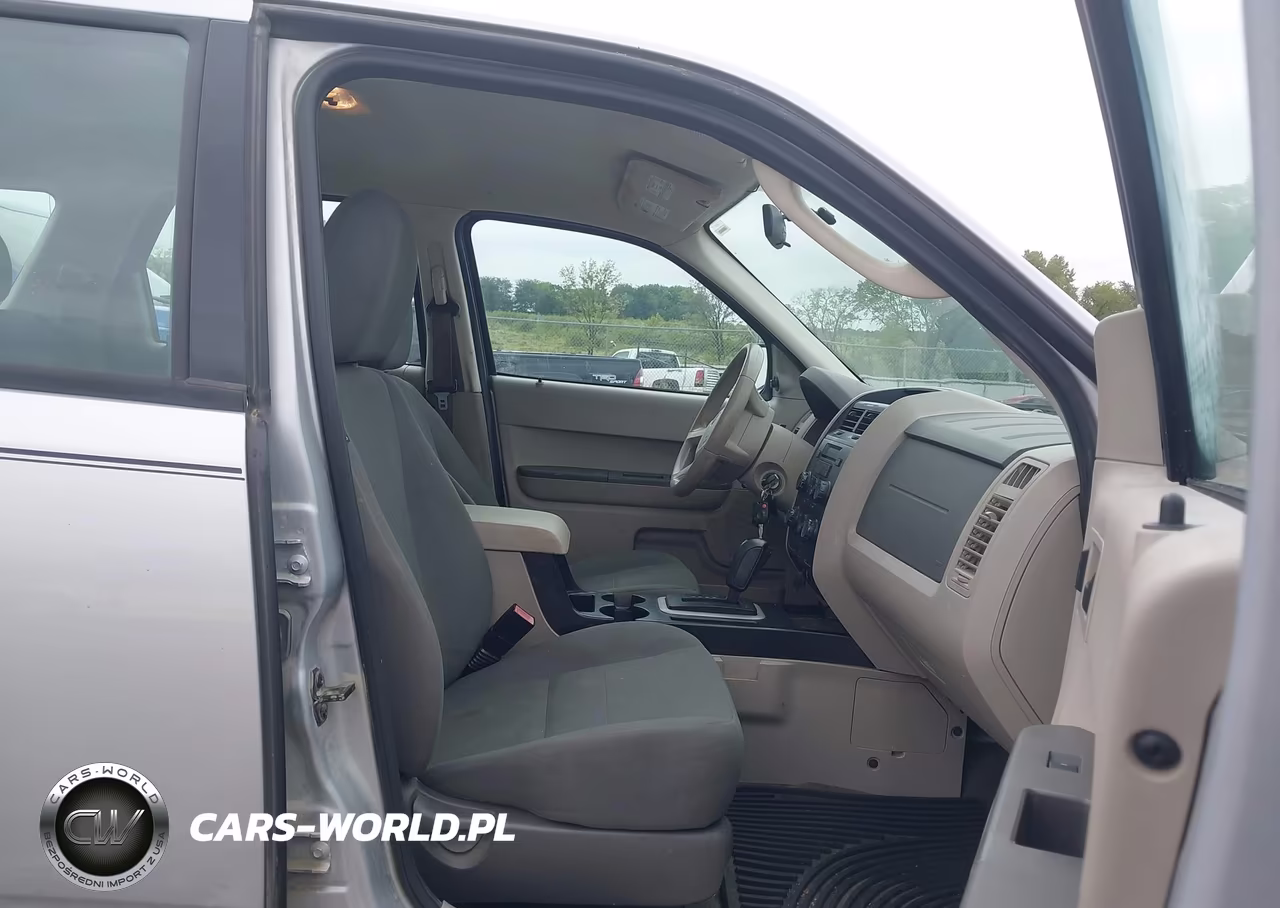 2012 Ford Escape Xls VIN:1FMCU0C72CKB93699 - 5