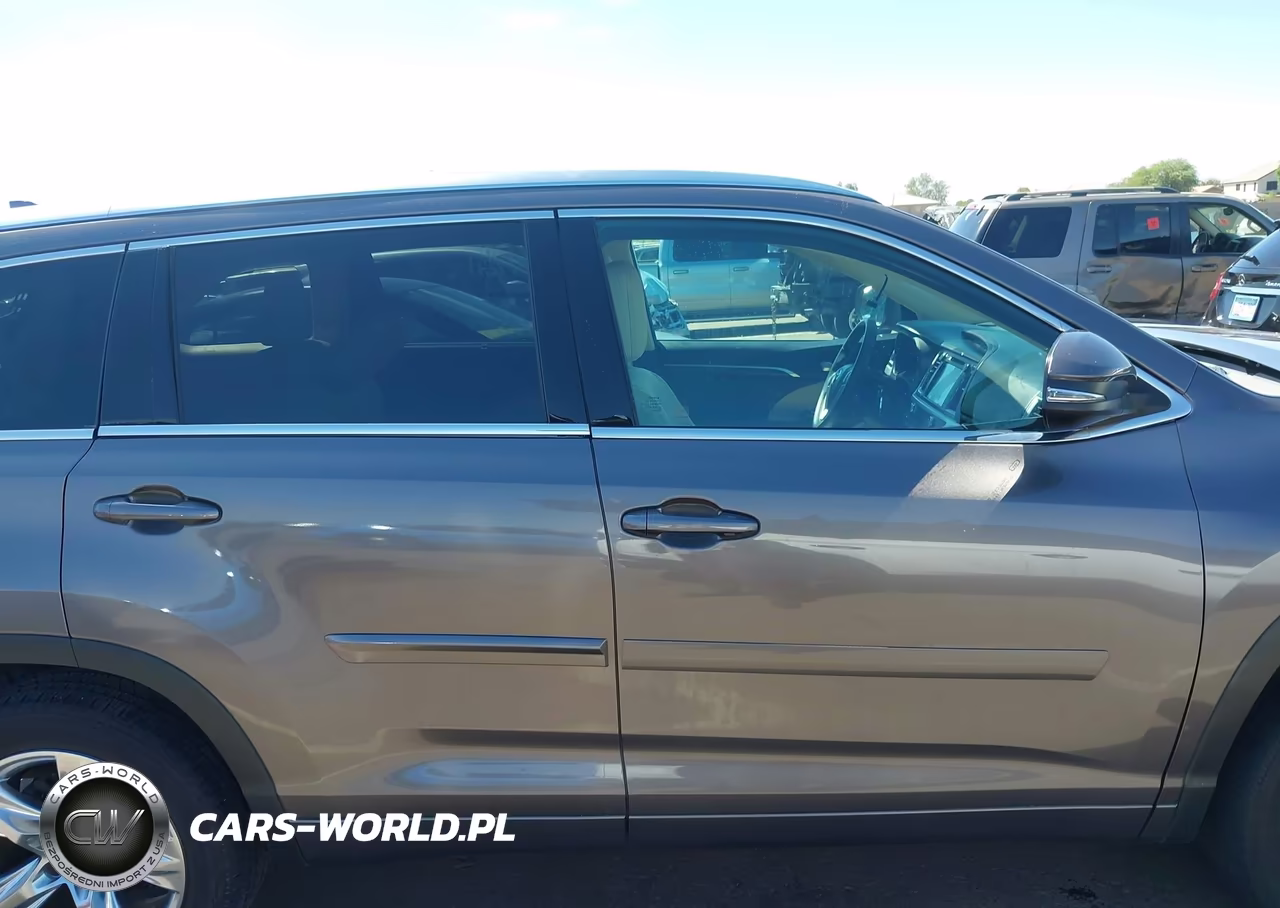 2015 Toyota Highlander Limited V6 VIN:5TDYKRFH3FS106253 - 14