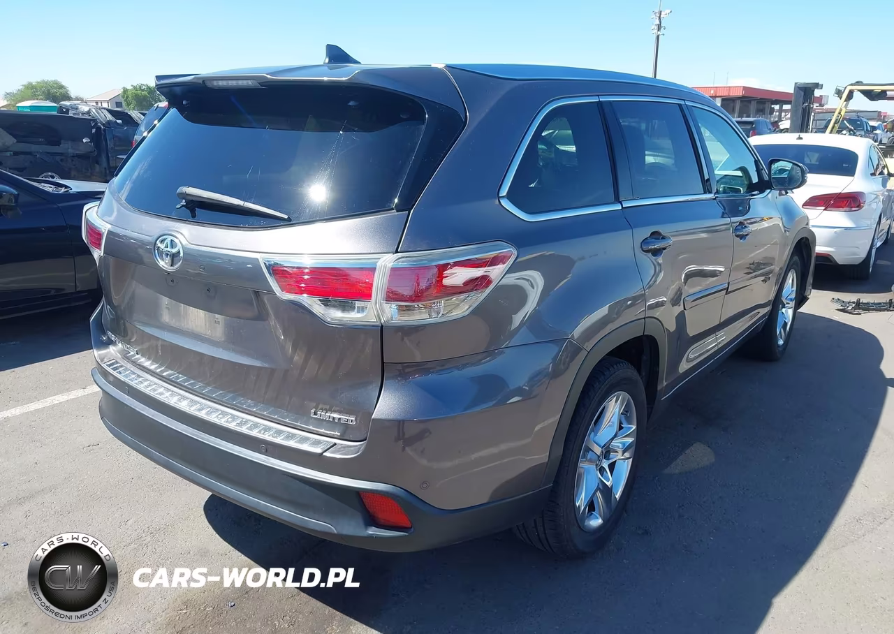2015 Toyota Highlander Limited V6 VIN:5TDYKRFH3FS106253 - 4
