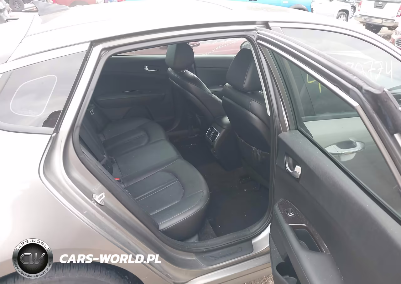 2018 Kia Optima Ex VIN:5XXGU4L30JG189636 - 8