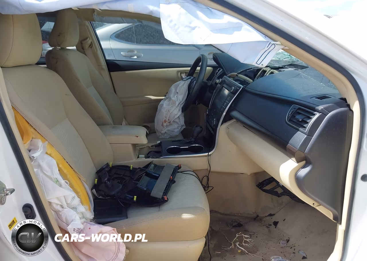 2015 Toyota Camry Le VIN:4T4BF1FK7FR501945 - 5