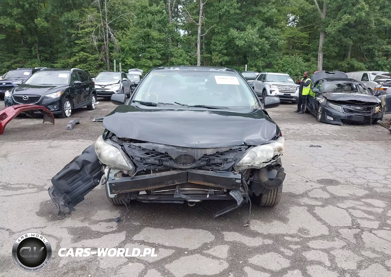 2012 Toyota Corolla S VIN:2T1BU4EE3CC855262 - 12