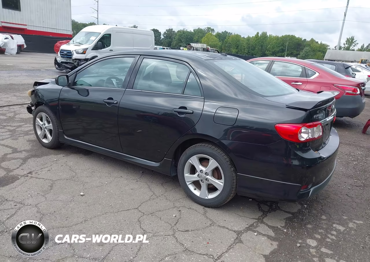 2012 Toyota Corolla S VIN:2T1BU4EE3CC855262 - 3