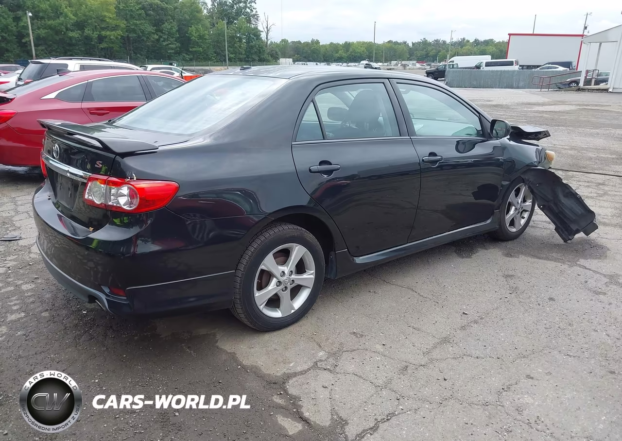 2012 Toyota Corolla S VIN:2T1BU4EE3CC855262 - 4