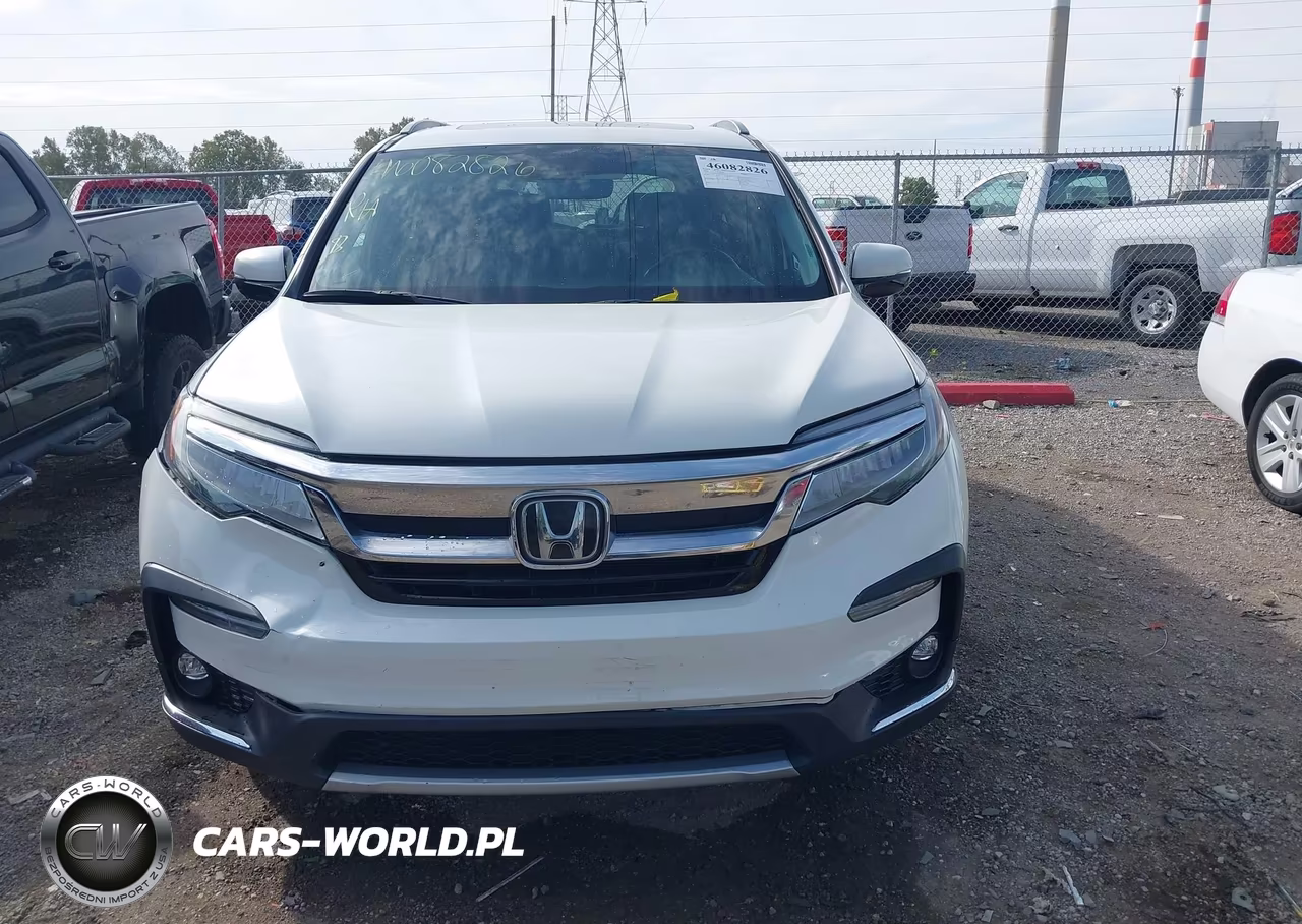2019 Honda Pilot Touring VIN:5FNYF6H64KB055830 - 12