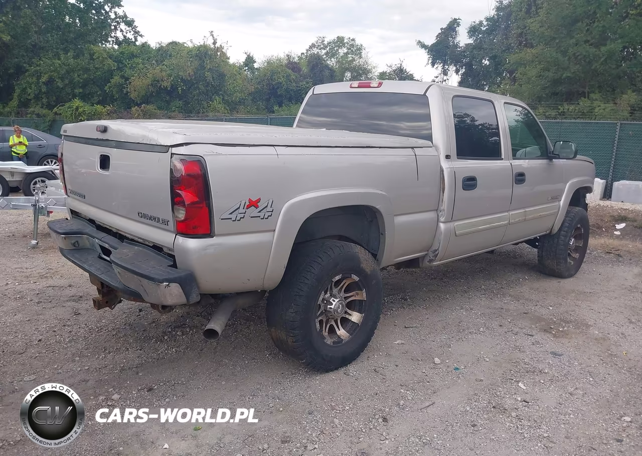 2005 Chevrolet Silverado 2500Hd Ls VIN:1GCHK23U05F960432 - 4