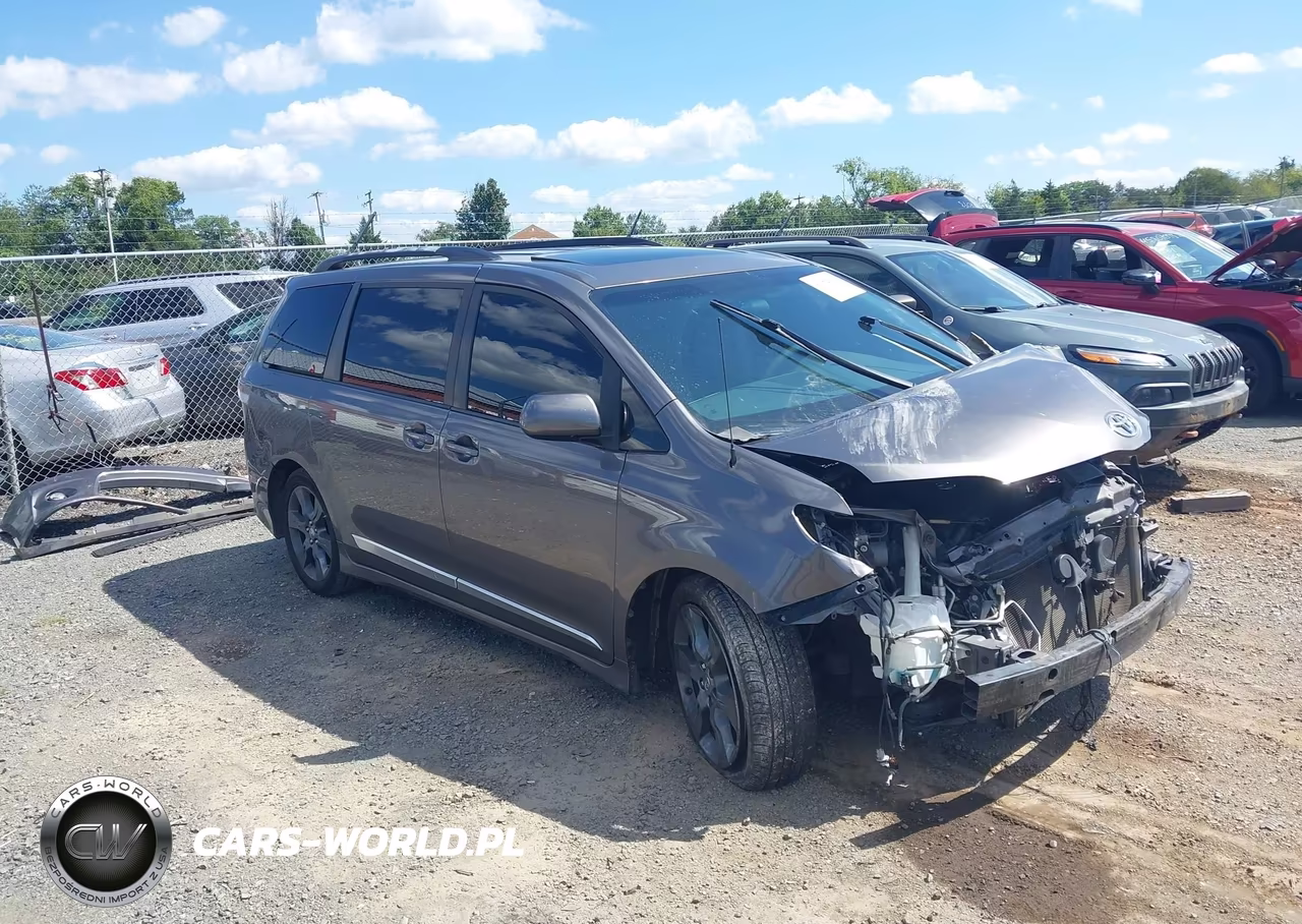 2011 Toyota Sienna Se