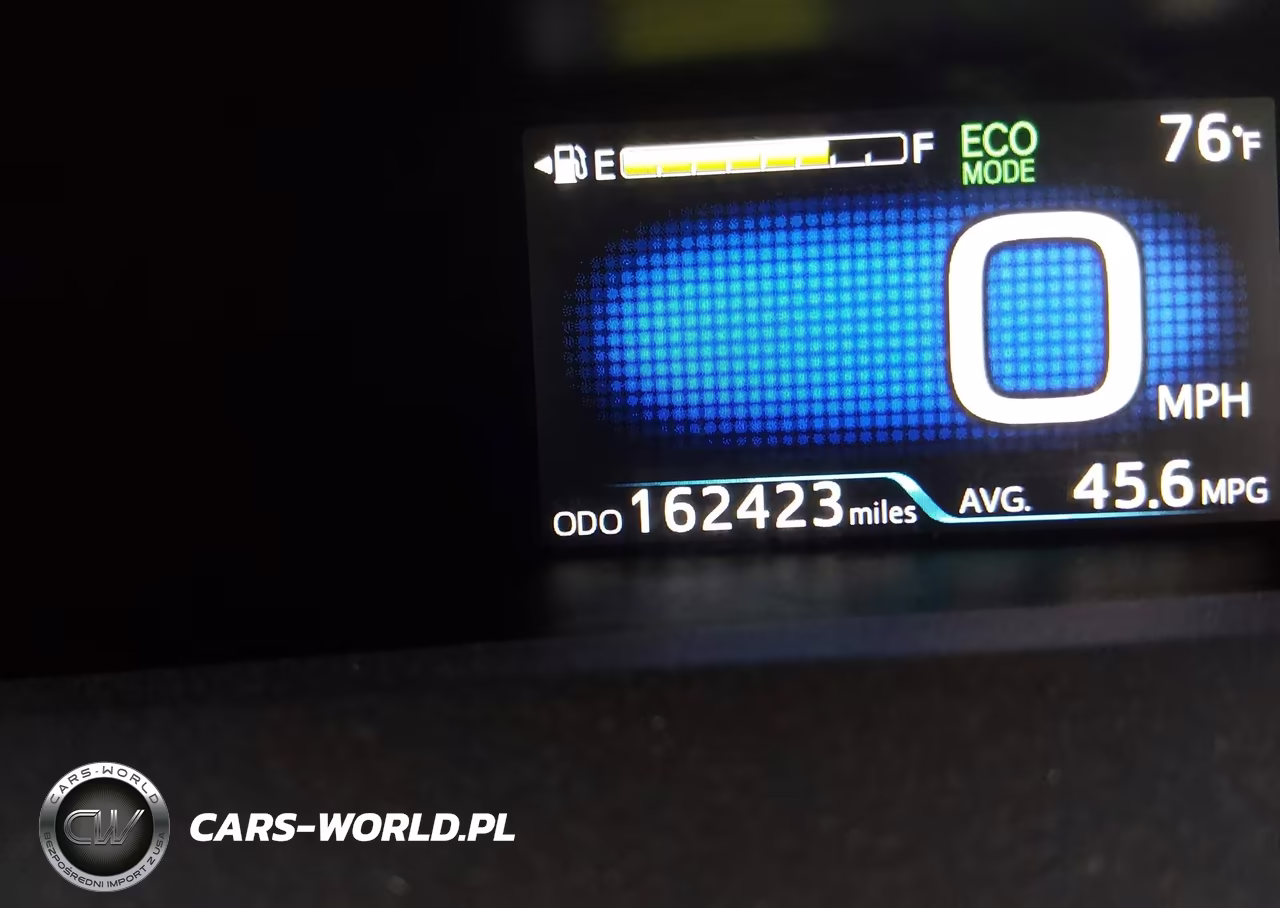 2016 Toyota Prius Two VIN:JTDKBRFU9G3507036 - 15