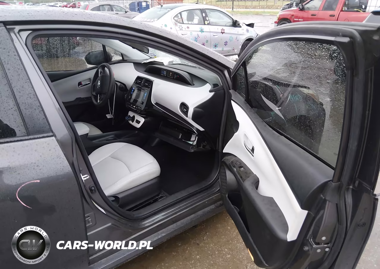 2016 Toyota Prius Two VIN:JTDKBRFU9G3507036 - 5