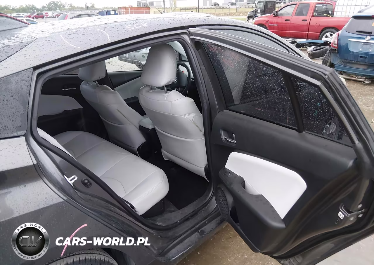 2016 Toyota Prius Two VIN:JTDKBRFU9G3507036 - 8