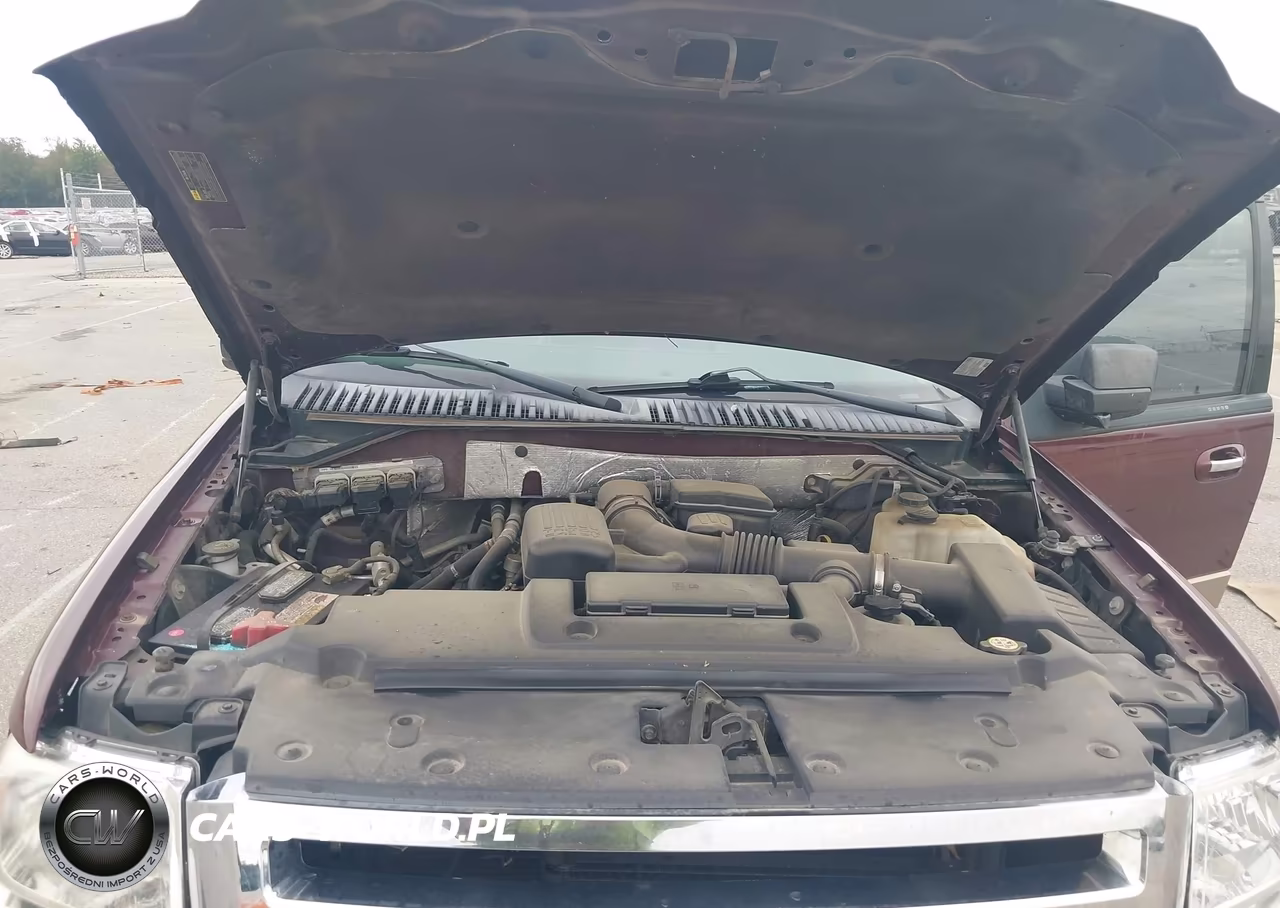 2011 Ford Expedition Xlt VIN:1FMJU1J53BEF15178 - 10