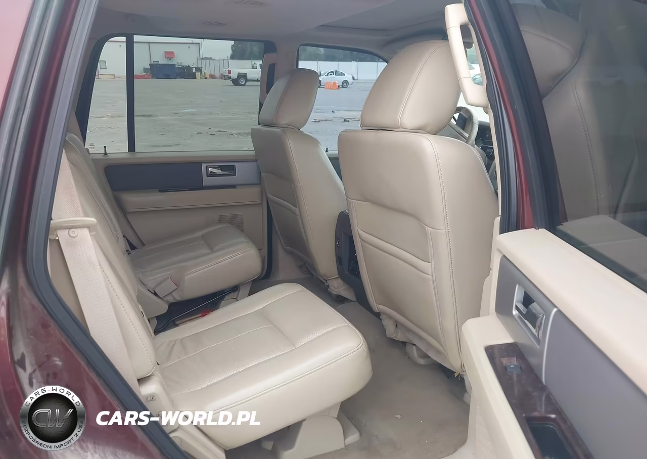 2011 Ford Expedition Xlt VIN:1FMJU1J53BEF15178 - 8