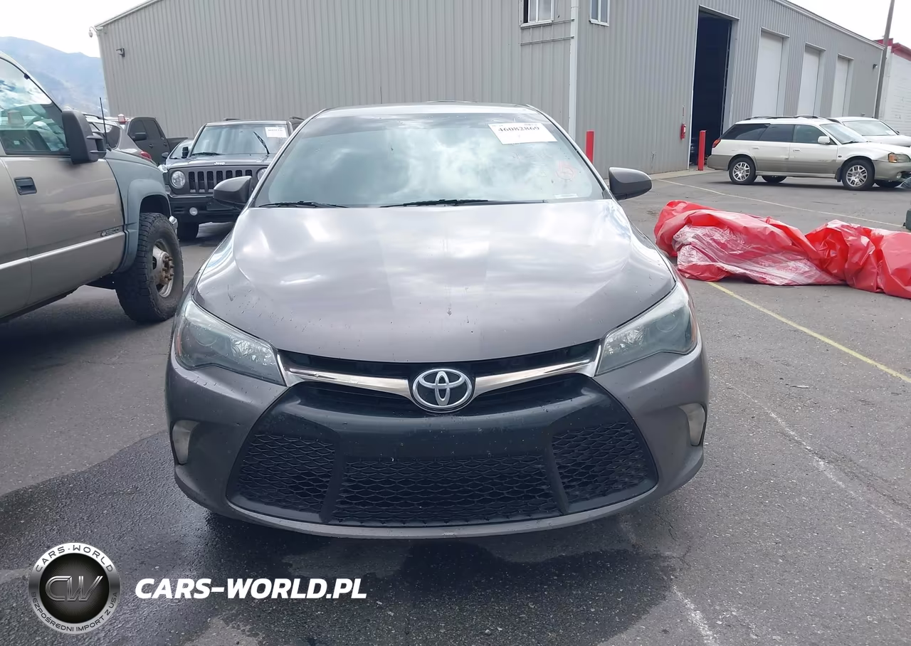 2015 Toyota Camry Se VIN:4T1BF1FK0FU033597 - 12