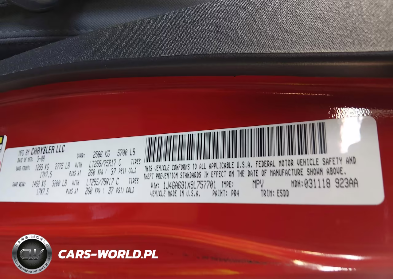 2009 Jeep Wrangler Unlimited Rubicon VIN:1J4GA691X9L757701 - 9