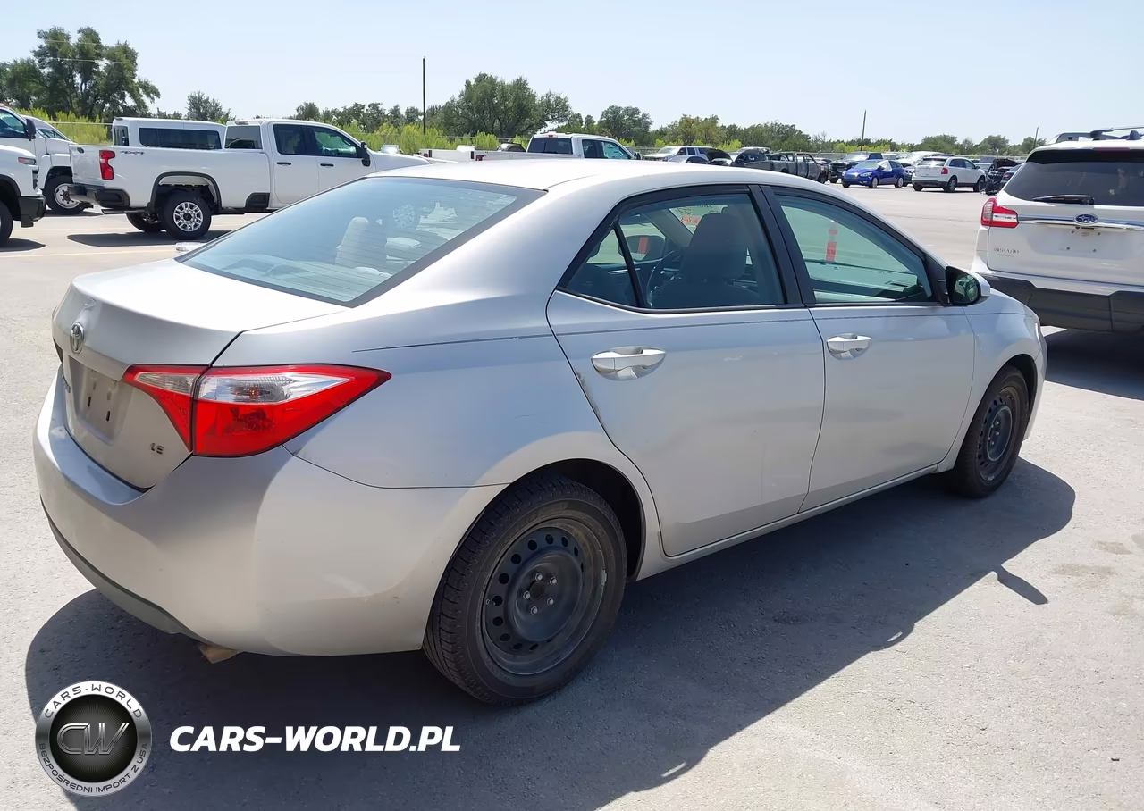 2014 Toyota Corolla Le VIN:5YFBURHE4EP091871 - 4