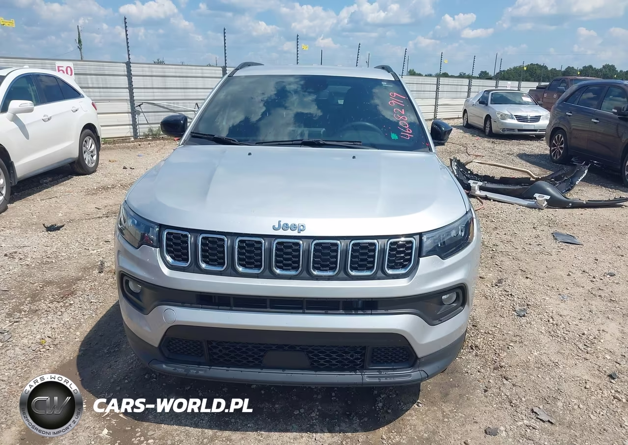 2025 Jeep Compass Latitude 4X4 VIN:3C4NJDBN9ST568062 - 13