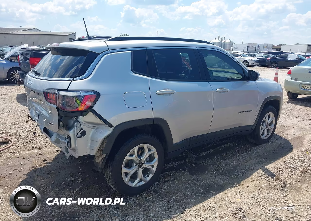 2025 Jeep Compass Latitude 4X4 VIN:3C4NJDBN9ST568062 - 4