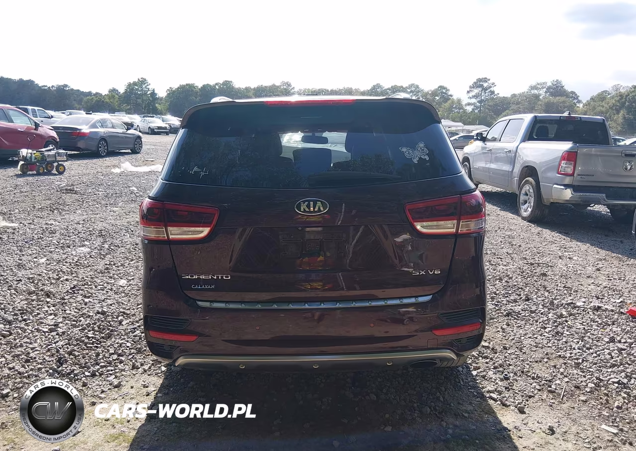 2016 Kia Sorento 3.3L Sx VIN:5XYPK4A56GG118679 - 17