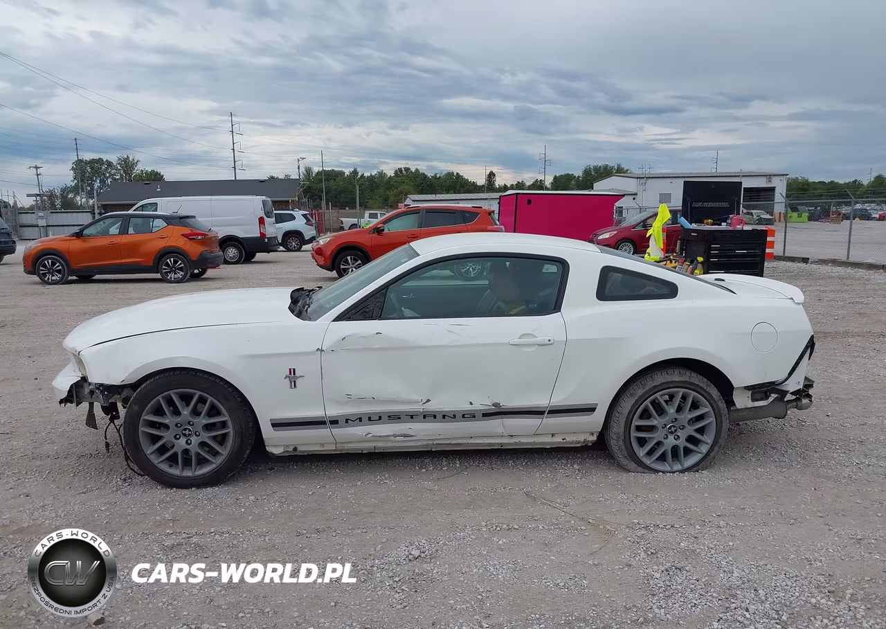 2012 Ford Mustang V6 Premium VIN:1ZVBP8AM2C5275183 - 15