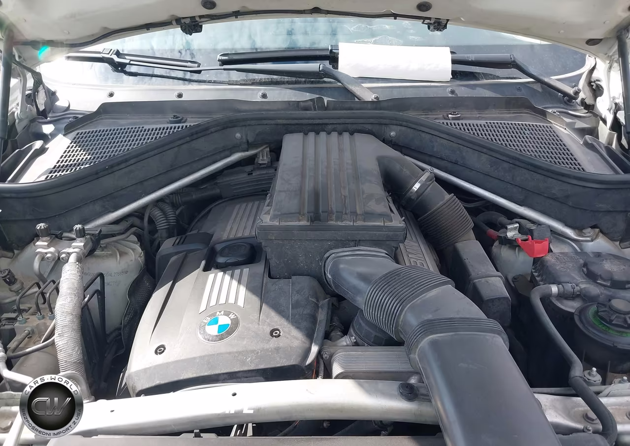 2010 BMW X5 xDrive30I VIN:5UXFE4C59AL276881 - 10