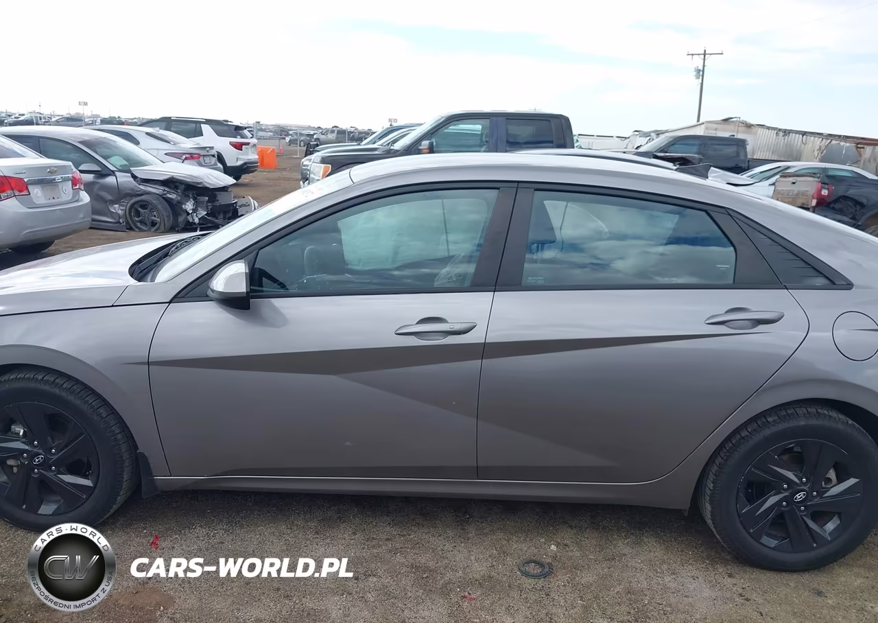 2023 Hyundai Elantra Sel VIN:KMHLM4AG6PU561256 - 14