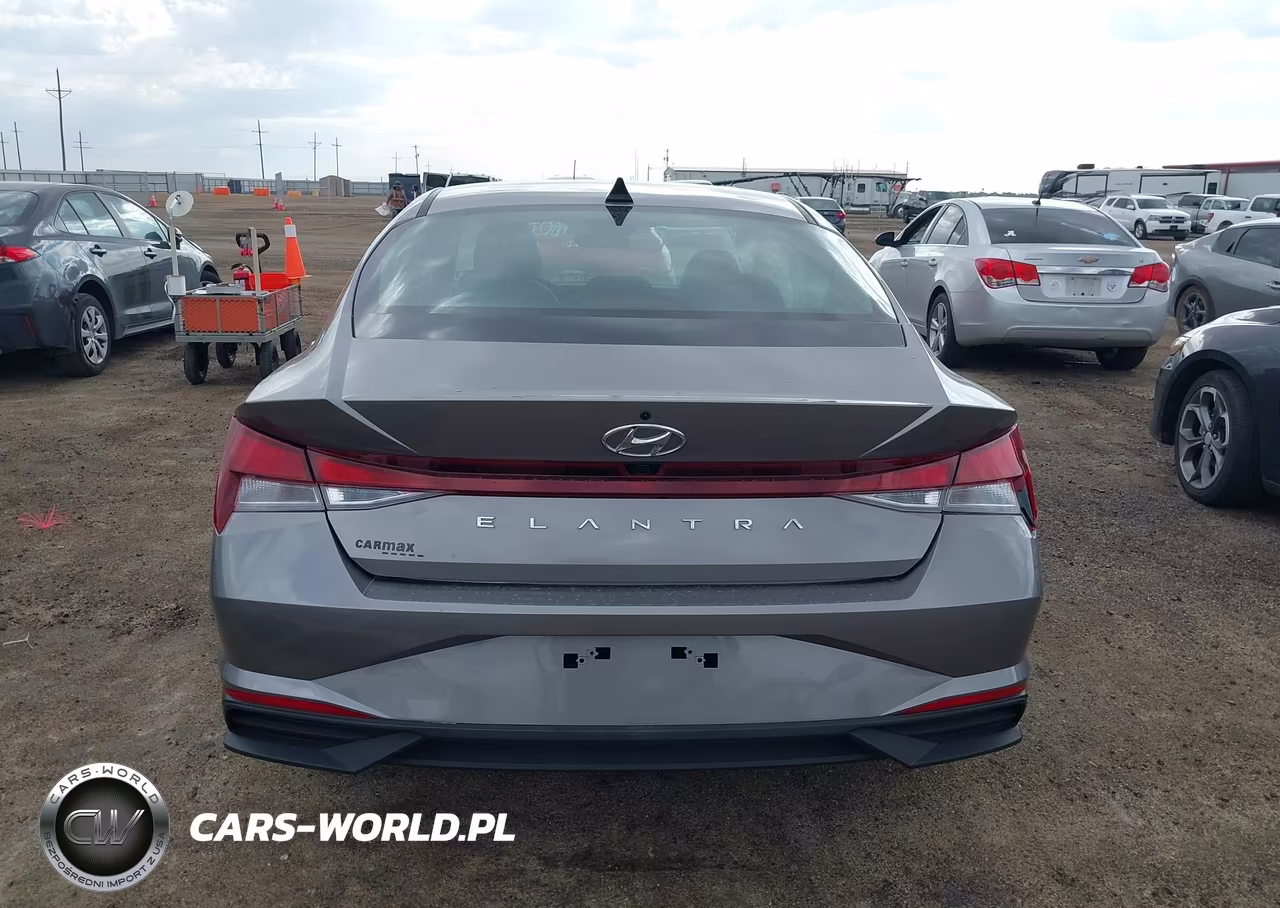 2023 Hyundai Elantra Sel VIN:KMHLM4AG6PU561256 - 16