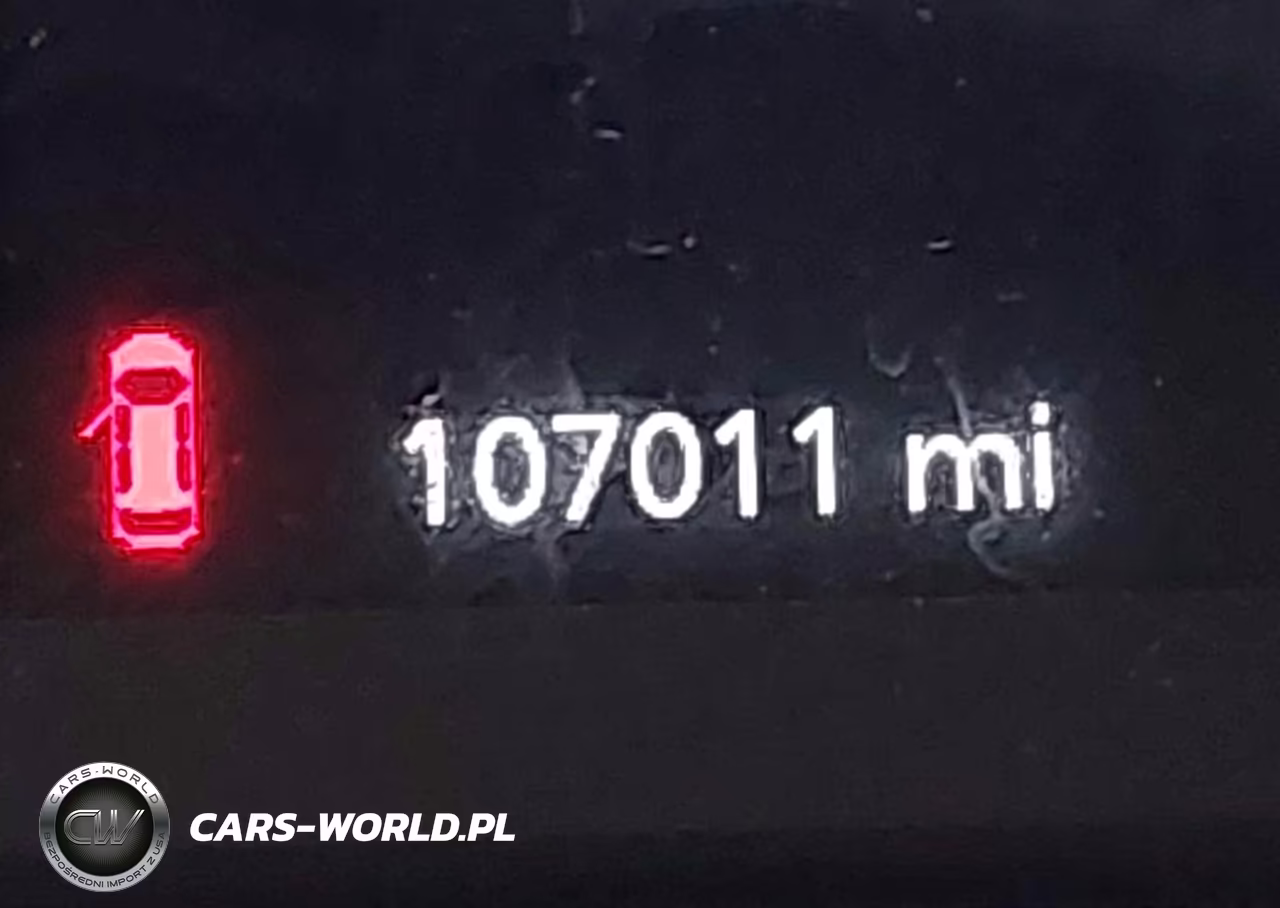 2019 Jeep Cherokee Latitude Plus 4X4 VIN:1C4PJMLB4KD398390 - 15