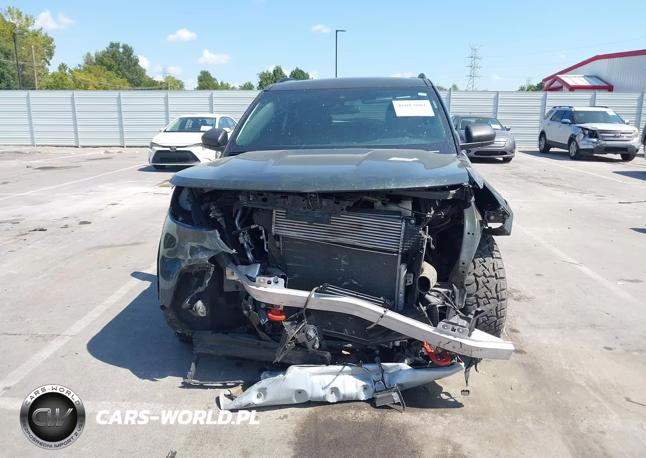 2022 Ford Explorer Timberline VIN:1FMSK8JH5NGA03928 - 13