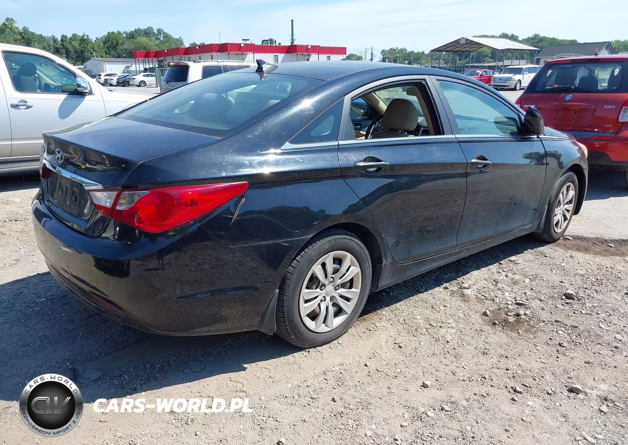 2011 Hyundai Sonata Gls VIN:5NPEB4AC9BH100121 - 4