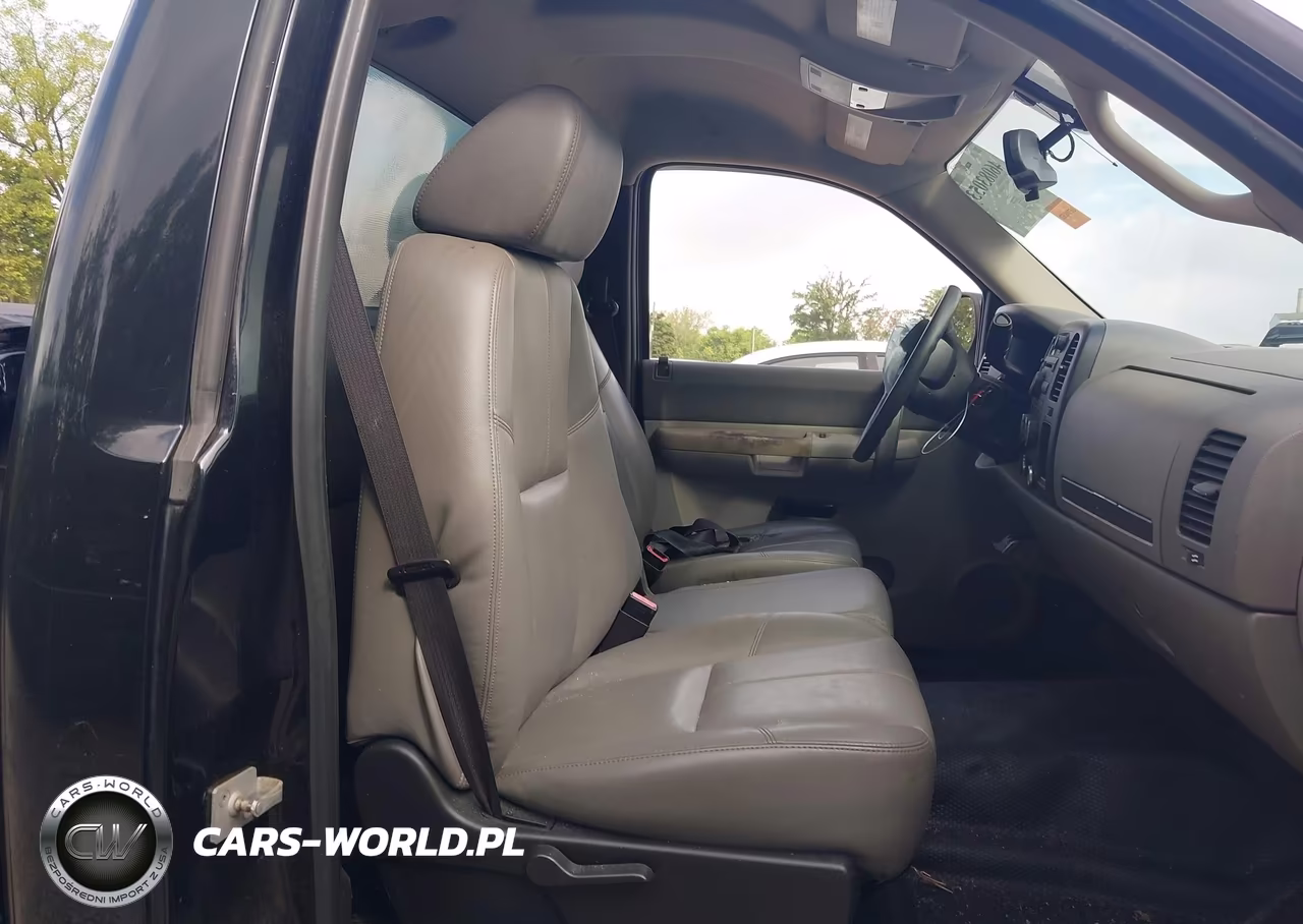 2008 Chevrolet Silverado 1500 Work Truck VIN:1GCEC14XX8Z138145 - 8