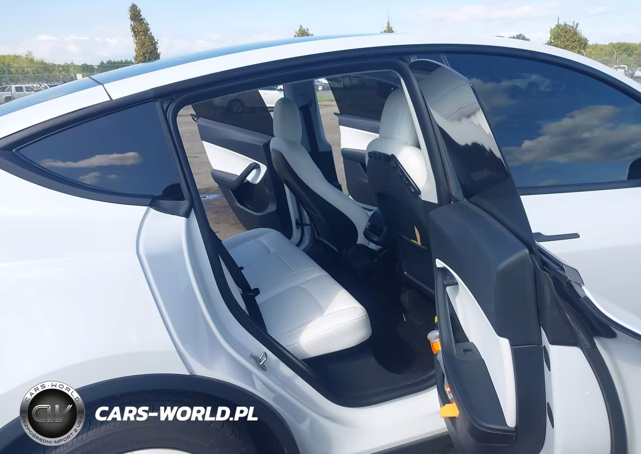 2021 Tesla Model Y Long Range Dual Motor All-Wheel Drive VIN:5YJYGDEE5MF179086 - 8
