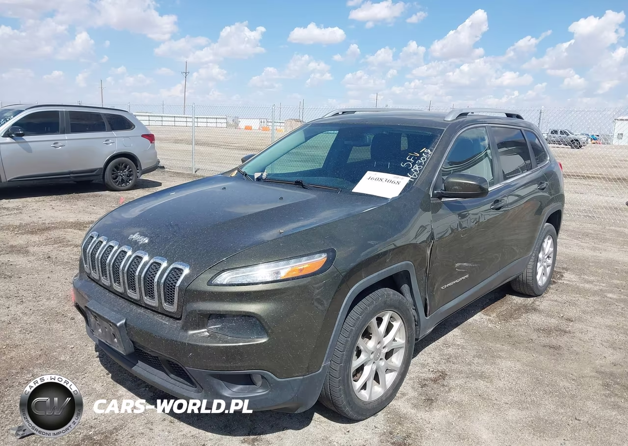 2015 Jeep Cherokee Latitude VIN:1C4PJLCS3FW712339 - 2