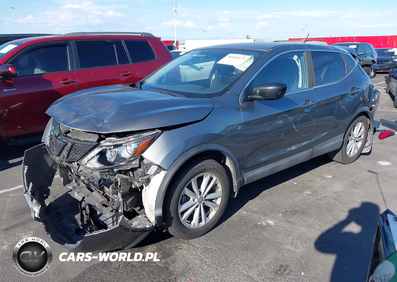 2018 Nissan Rogue Sport S VIN:JN1BJ1CP8JW192726 - 2