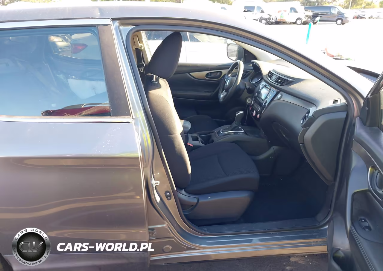 2018 Nissan Rogue Sport S VIN:JN1BJ1CP8JW192726 - 5