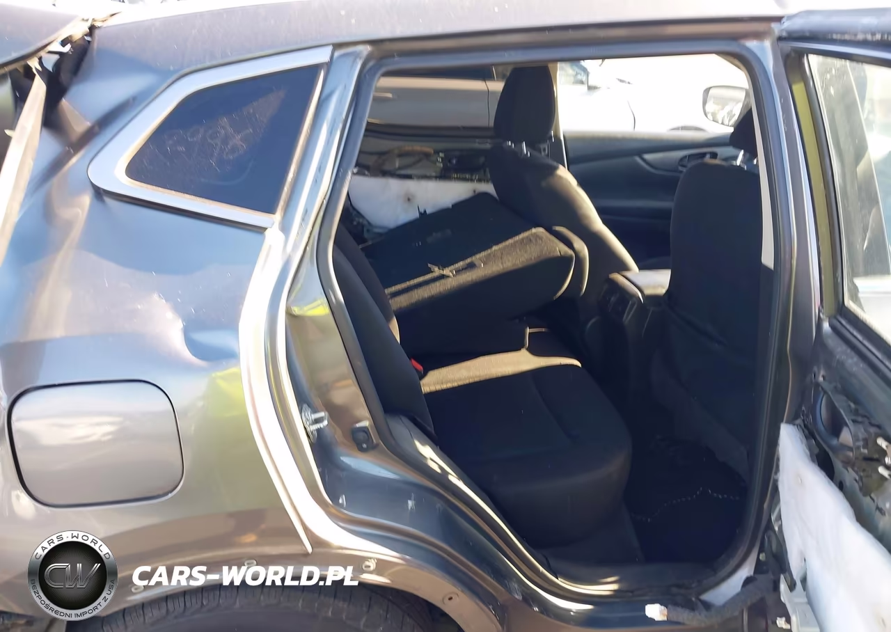 2018 Nissan Rogue Sport S VIN:JN1BJ1CP8JW192726 - 8