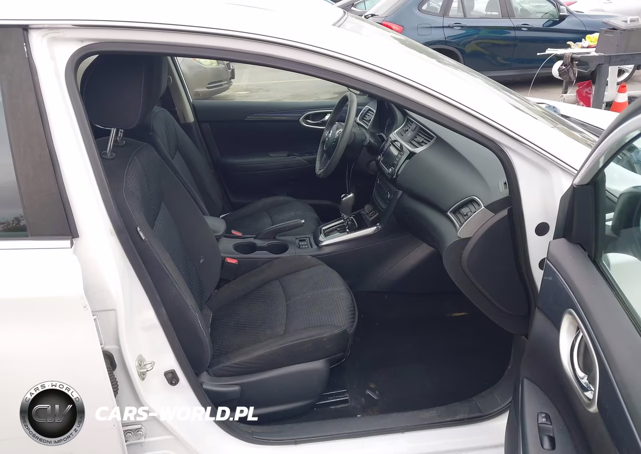 2017 Nissan Sentra Sr Turbo VIN:3N1CB7AP4HY350280 - 5