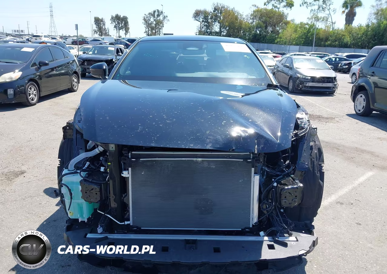 2025 Toyota Crown Xle VIN:JTDAAAAF6S3037534 - 13