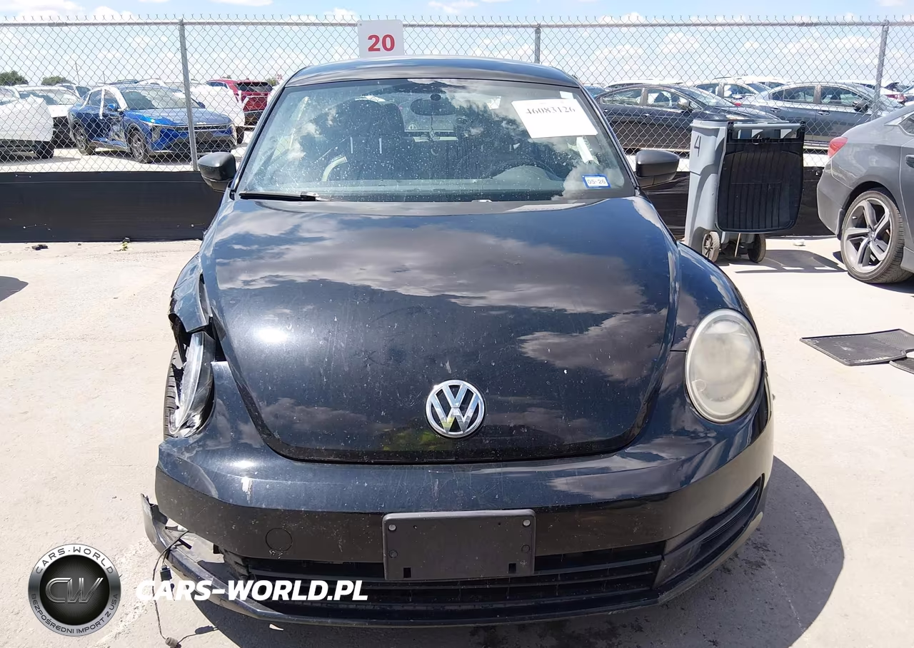 2015 Volkswagen Beetle Coupe 1.8T Fleet Edition VIN:3VWF17AT0FM636963 - 12