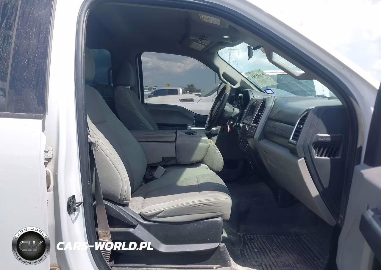 2018 Ford F-350 Xlt VIN:1FT7W3BT2JEC48065 - 5