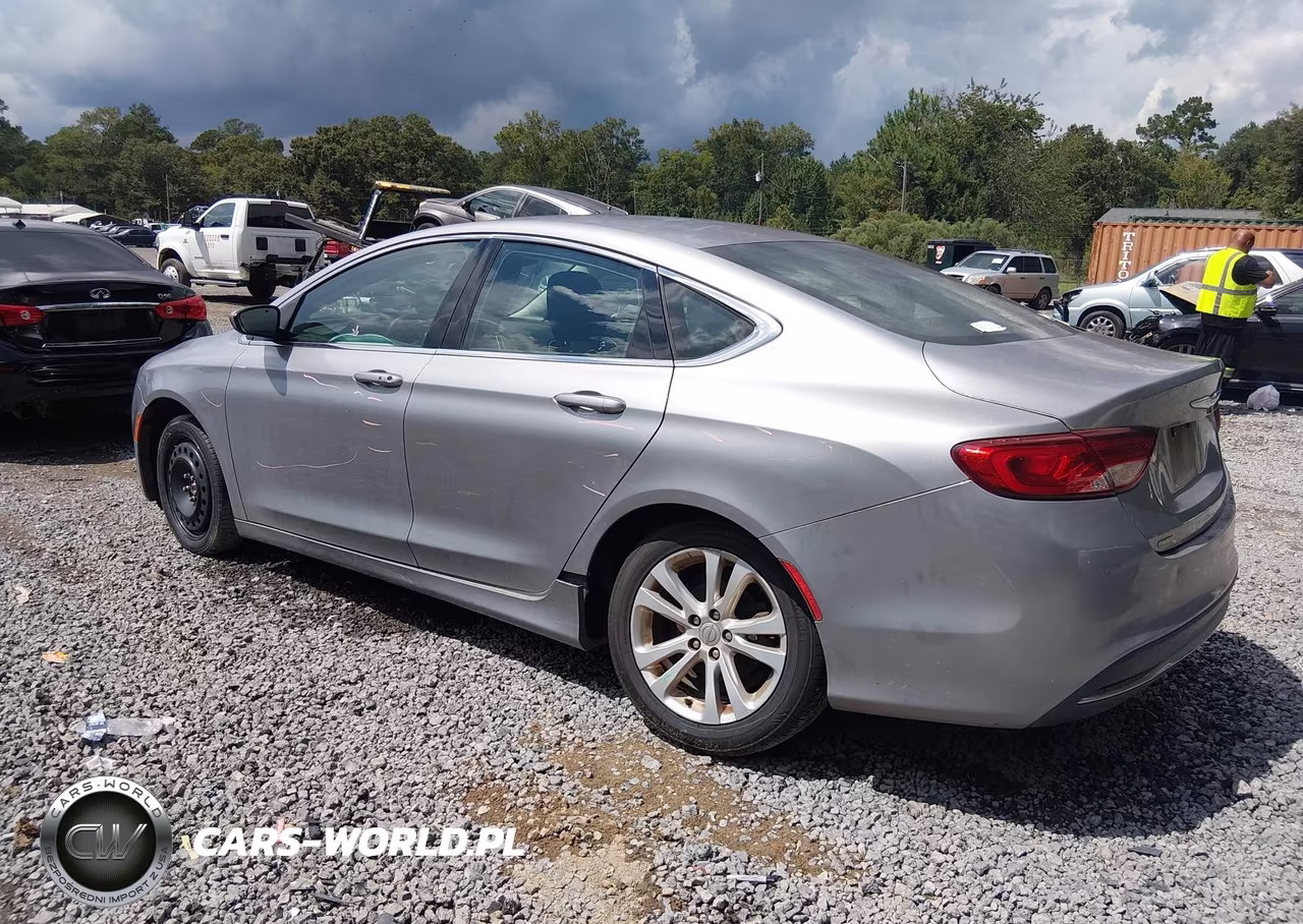 2015 Chrysler 200 Limited VIN:1C3CCCAB5FN570372 - 3