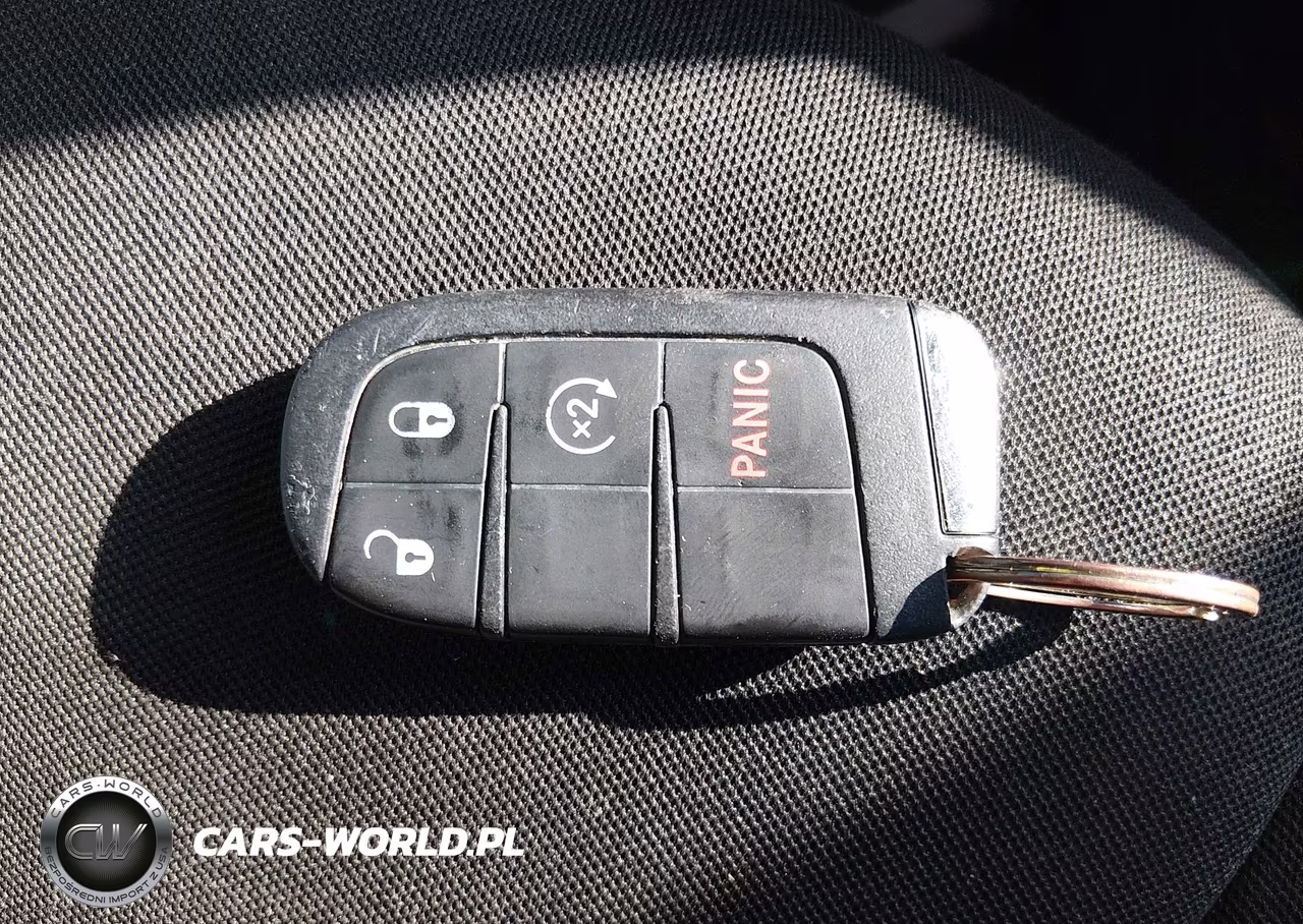 2018 Jeep Renegade Latitude Fwd VIN:ZACCJABBXJPJ61527 - 11