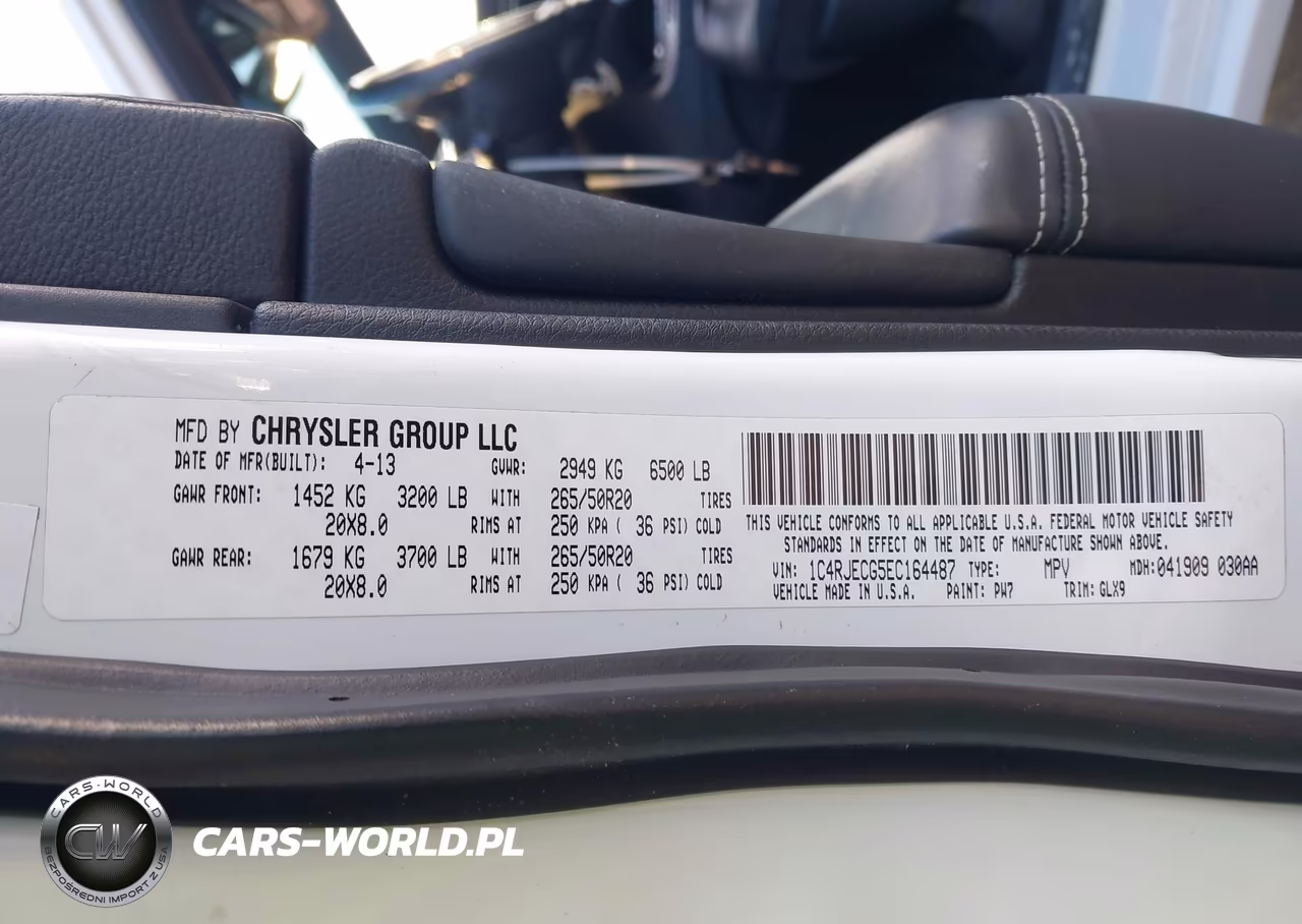 2014 Jeep Grand Cherokee Overland VIN:1C4RJECG5EC164487 - 9