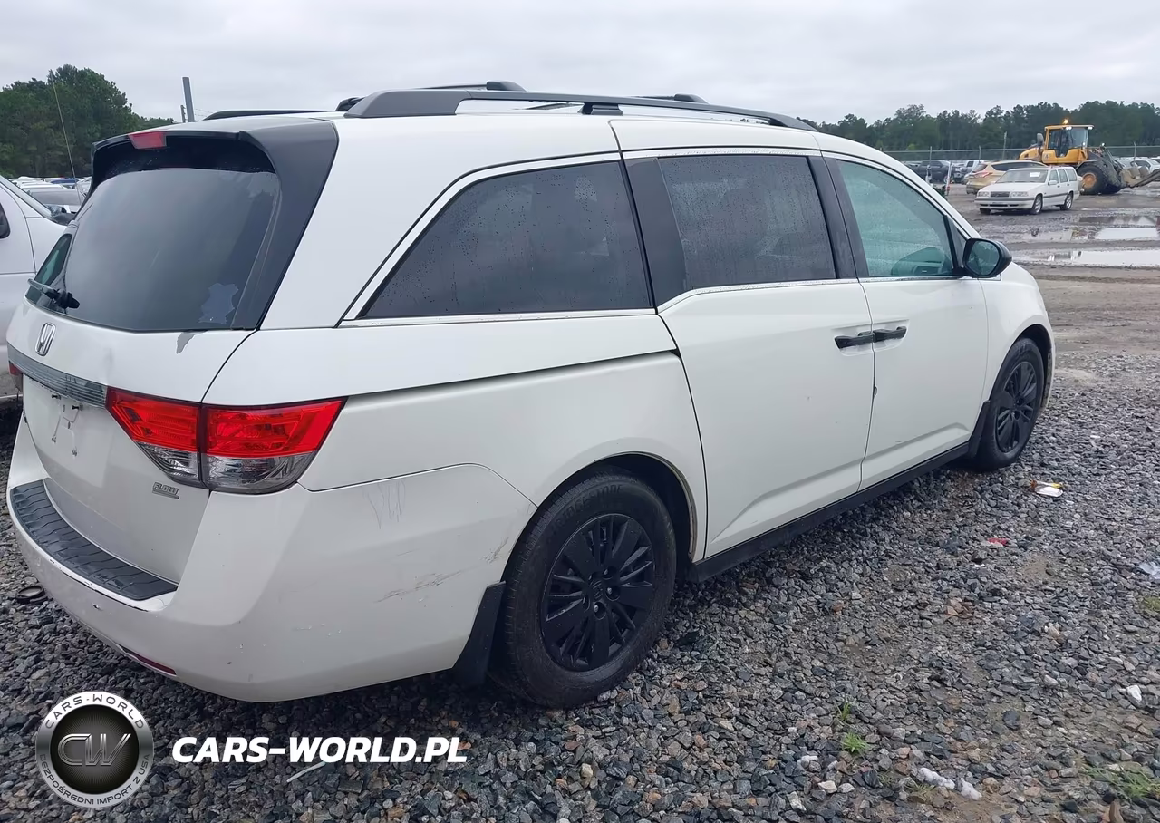 2015 Honda Odyssey Lx VIN:5FNRL5H22FB018950 - 4