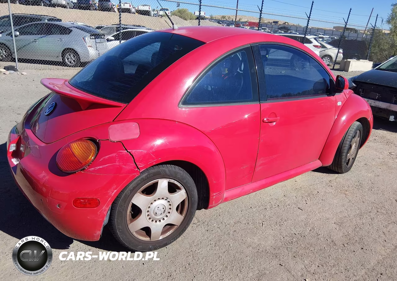 1999 Volkswagen New Beetle Gls VIN:3VWCA21C4XM400243 - 4