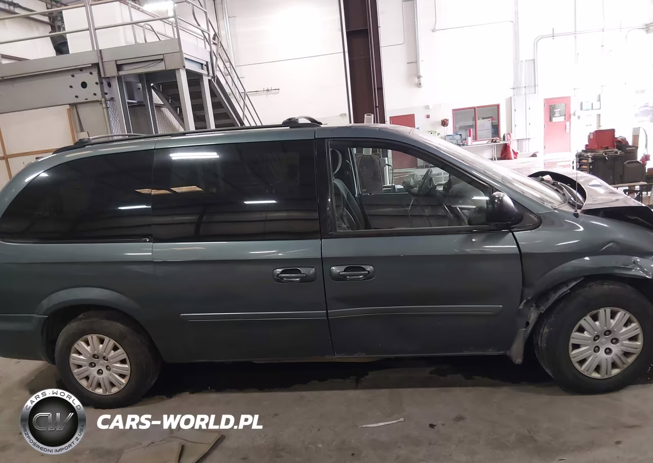2007 Chrysler Town & Country Lx VIN:2A8GP44R57R122534 - 13