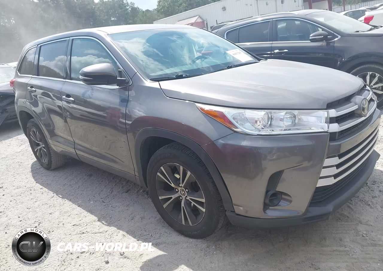2017 Toyota Highlander Le