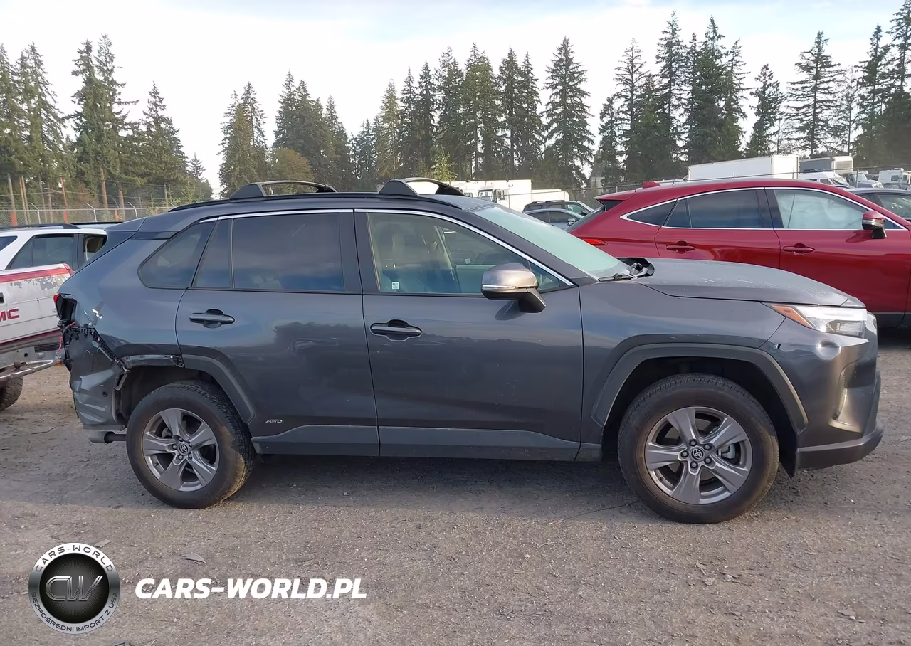 2024 Toyota Rav4 Hybrid Xle VIN:JTMRWRFV7RJ062046 - 14