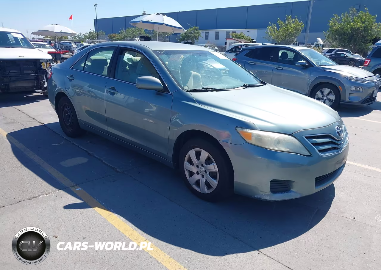 2010 Toyota Camry Le V6